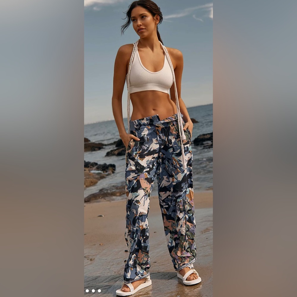 Free people movement Mesmerize Me Printed Pants woman’s size small and medium - Picture 4 of 10